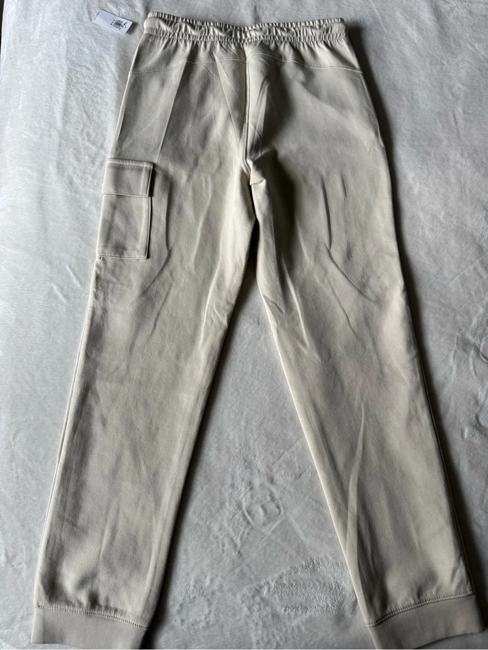 Old Navy Cream Fleece Joggers with White Pocket Lining